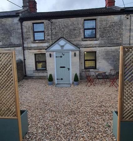 Quirky Cottage - Dogs Welcome - Free 24 hr Cancellation's Corsham Esterno foto